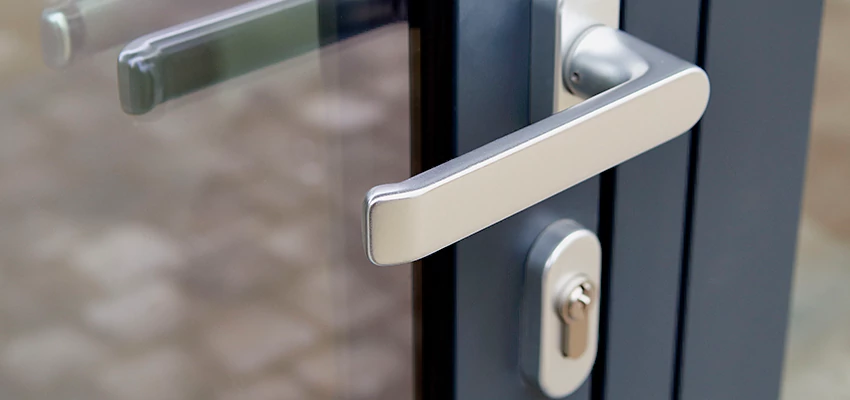 Broken Door Lock Cylinder Repair in Discovery Bay, California